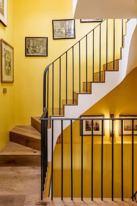 Stunning Notting Hill 3 Bed With Air Con * Londra