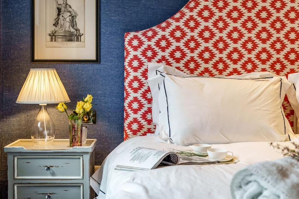 Stunning Notting Hill 3 Bed With Air Con Ferienhaus